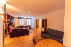 Designer Unterkunft in 15. Jahrhundert Altbau 75 m² für max. 4 Personen